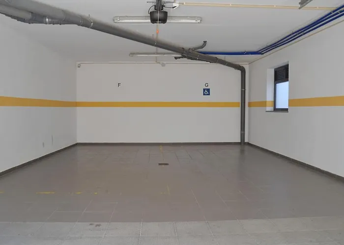 Cerca Da Vitoria 1 公寓 *